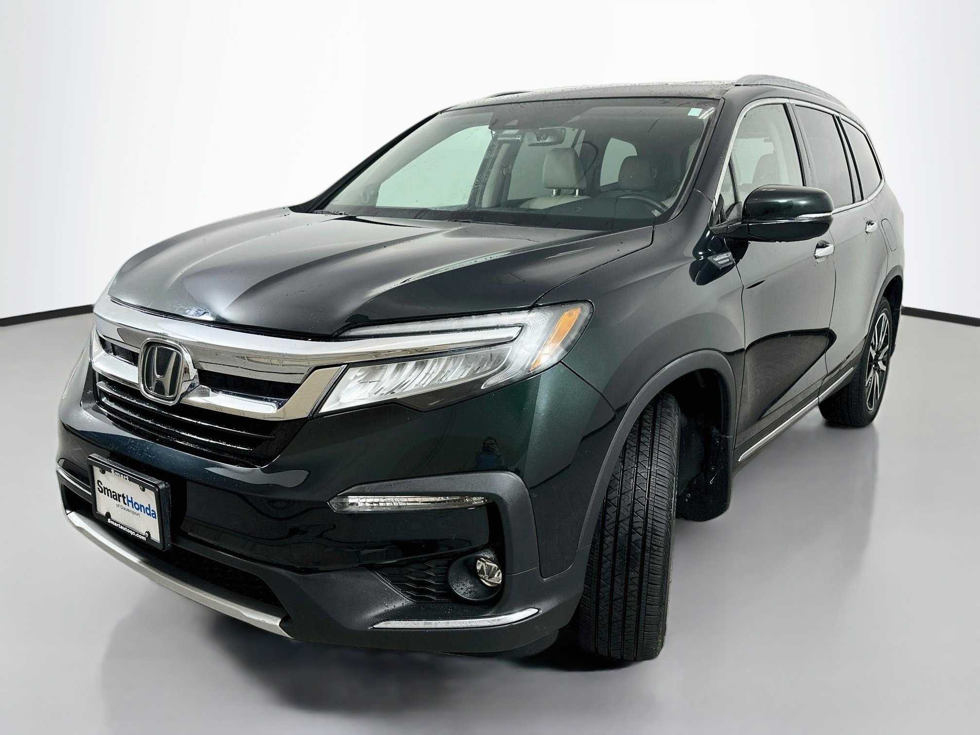 Used 2019 Honda Pilot Touring image 3