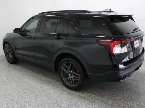 Used 2025 Ford Explorer ST w/ Sun And Sound Package AWD/4WD image 9