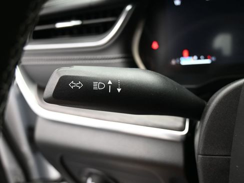 Used 2024 Jeep Grand Cherokee Overland image 32