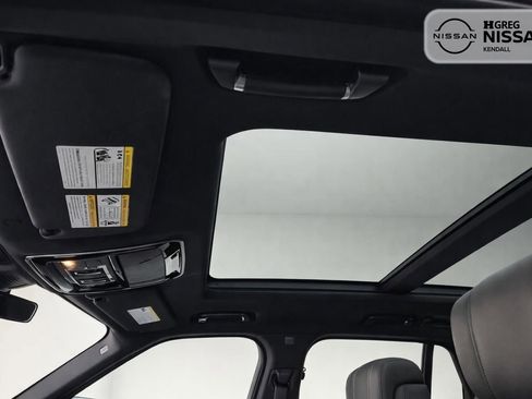 Used 2020 Land Rover Range Rover HSE image 10