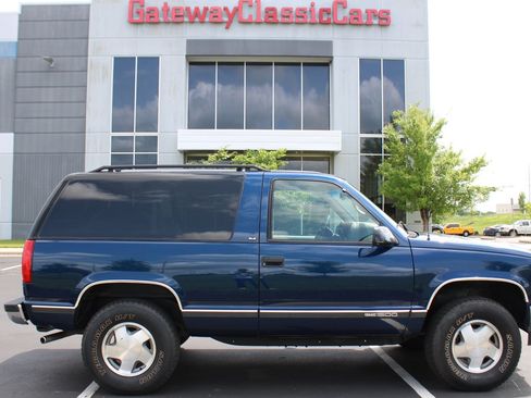 Used 1997 GMC Yukon 4WD 2-Door w/ Marketing Opt Pkg 2 image 36