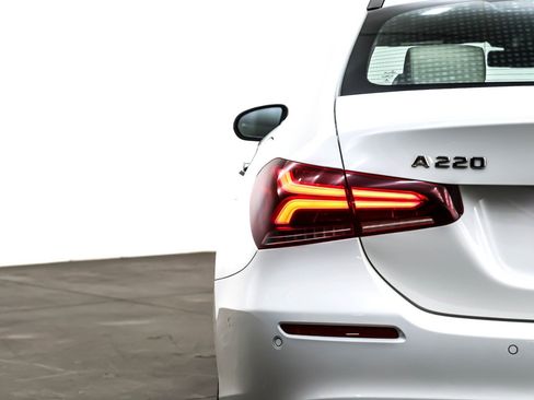 Used 2021 Mercedes-Benz A 220 image 14