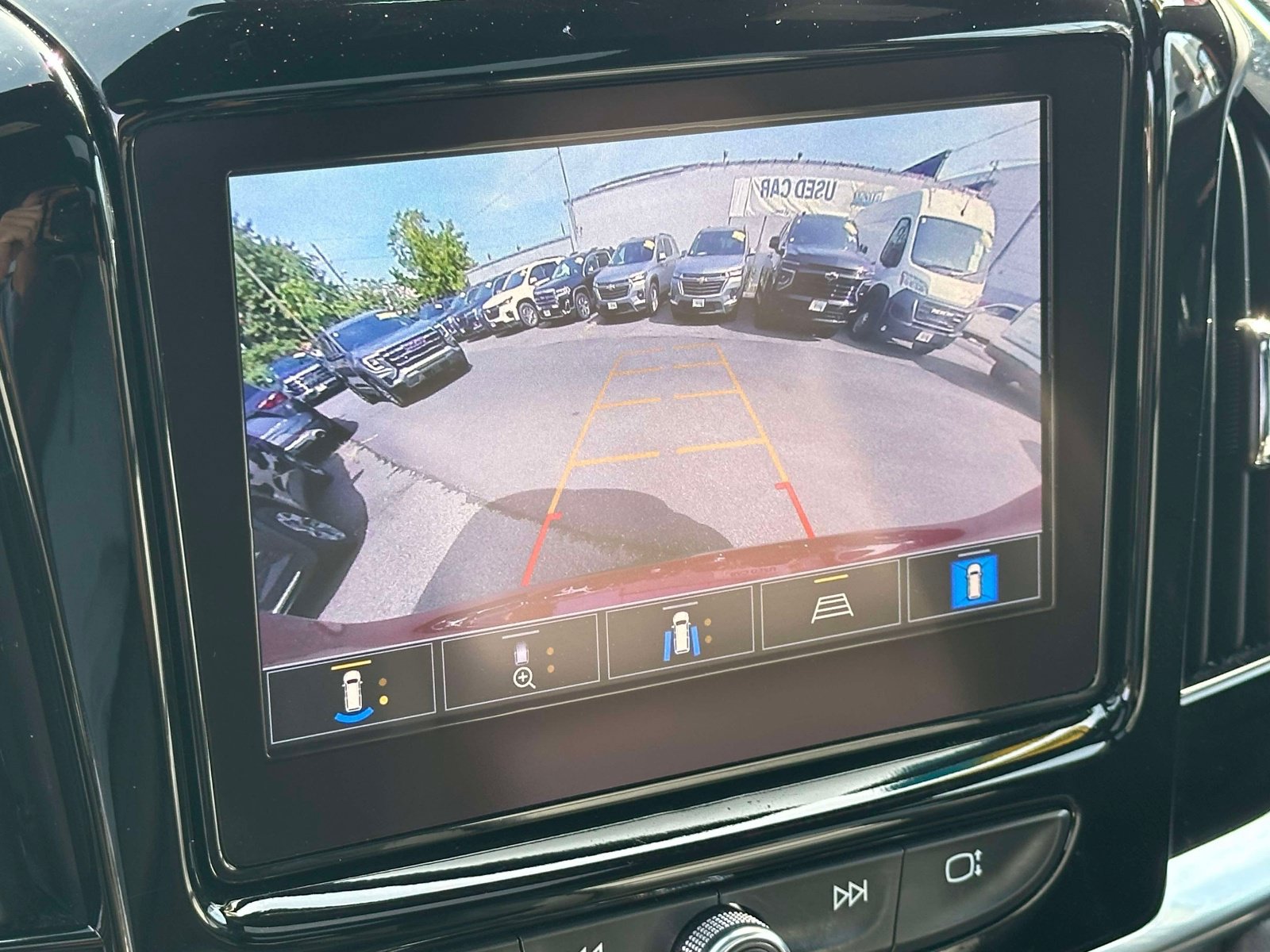 Certified 2024 Chevrolet Traverse RS AWD/4WD image 30
