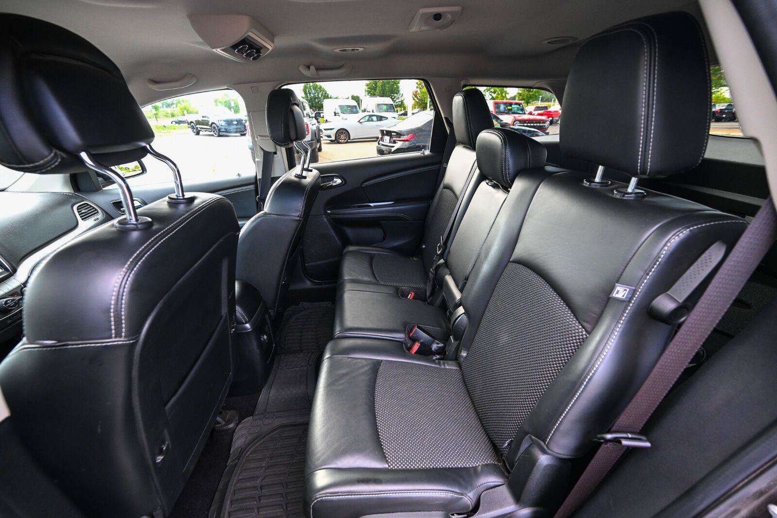 Used 2018 Dodge Journey Crossroad FWD image 23