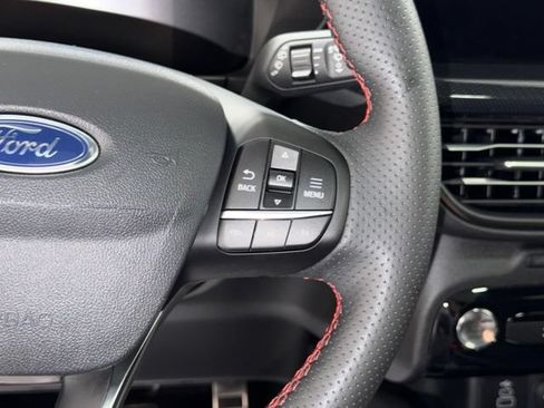 Used 2024 Ford Escape ST-Line w/ Tech Pack #1 AWD/4WD image 18