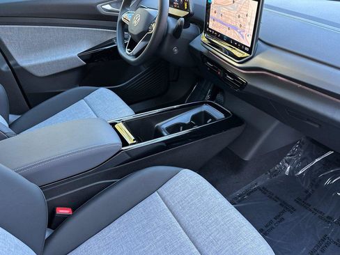 New 2025 Volkswagen ID.4 Pro image 15