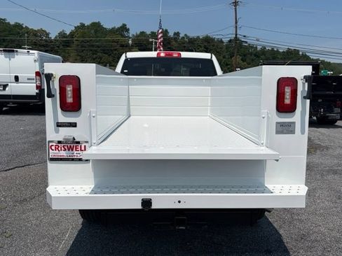 New 2026 RAM 2500 Tradesman w/ Chrome Appearance Group AWD/4WD image 8