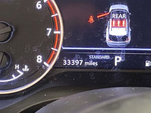 Used 2023 Nissan Rogue S image 22