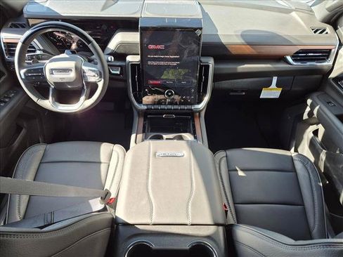 New 2026 GMC Yukon Denali w/ Denali Reserve Package AWD/4WD image 14