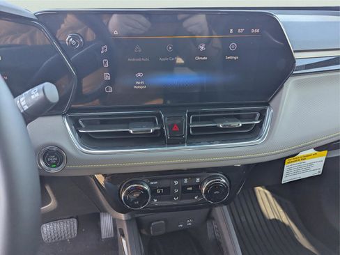 New 2025 Chevrolet TrailBlazer ACTIV w/ Convenience Package image 11