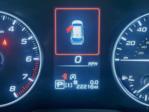 Used 2025 Subaru Crosstrek 2.0i Premium image 18