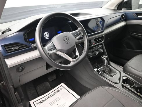 Used 2024 Volkswagen Taos SE FWD image 13