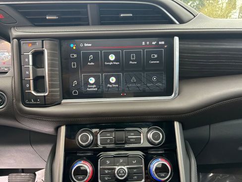 Used 2022 GMC Yukon XL Denali image 20