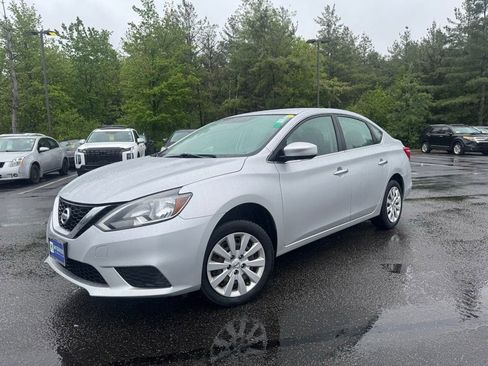 Used 2016 Nissan Sentra S FWD image 1
