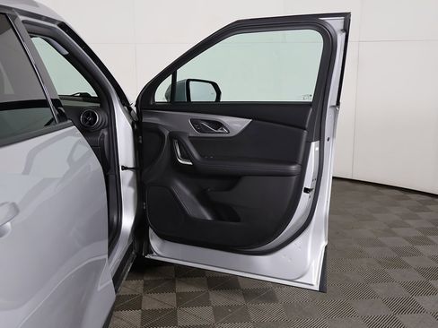 Used 2021 Chevrolet Blazer LT image 18