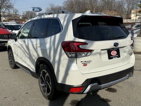Used 2023 Subaru Forester Touring image 7
