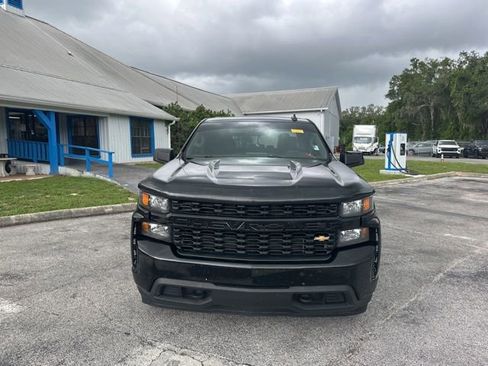 Used 2019 Chevrolet Silverado 1500 Custom w/ Custom Value Package RWD image 8