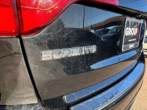 Used 2014 Kia Sorento SX w/ 3rd Row Package image 30