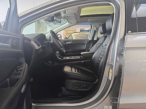 Used 2023 Ford Edge SEL w/ Convenience Package image 12
