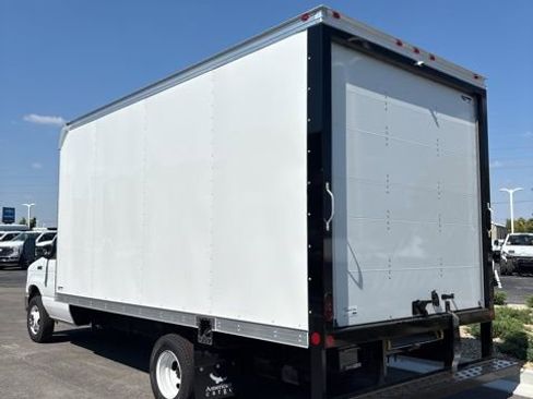 New 2026 Ford E-450 and Econoline 450 Super Duty w/ Driver's Safety Package image 7