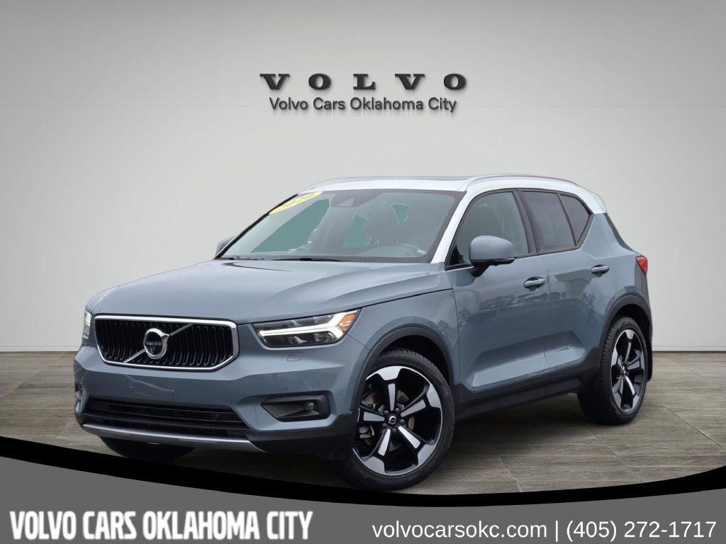 Used 2020 Volvo XC40 T5 Momentum w/ Protection Package Premier AWD/4WD image 1