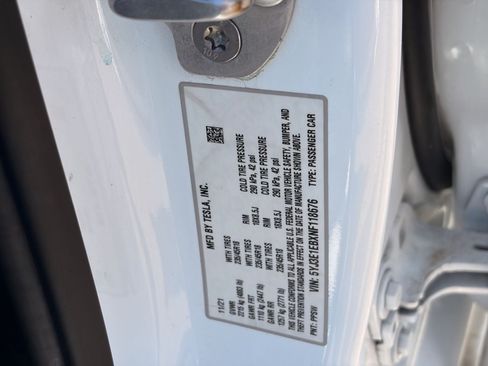 Used 2022 Tesla Model 3 Long Range AWD/4WD image 41