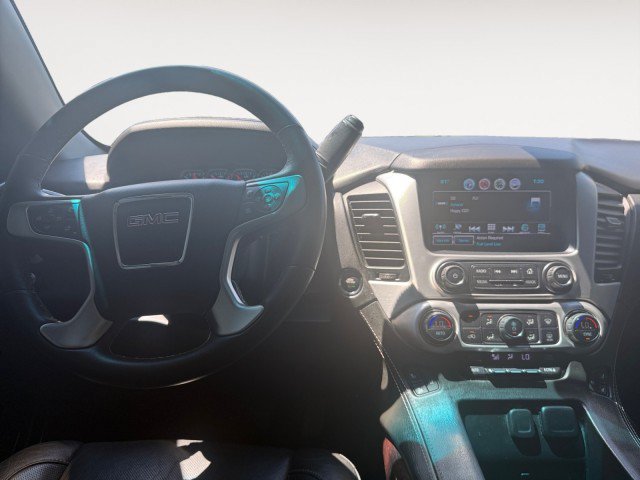 Used 2018 GMC Yukon XL SLT AWD/4WD image 4