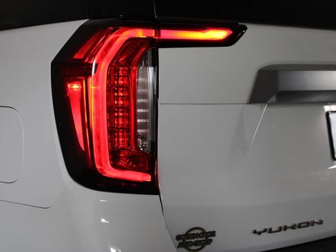 Used 2024 GMC Yukon Denali RWD image 60