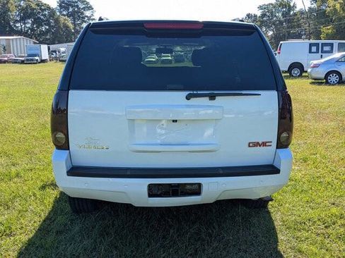 Used 2014 GMC Yukon SLE image 4