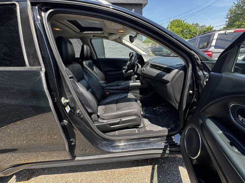 Used 2016 Honda HR-V EX-L image 18