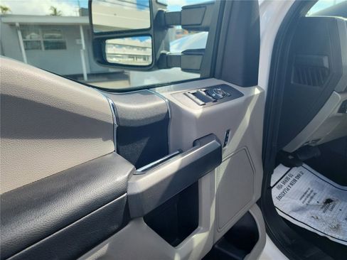 Used 2019 Ford F250 XLT image 13