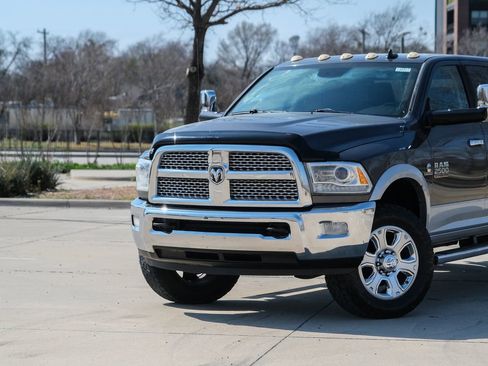 Used 2014 RAM 2500 Laramie w/ Convenience Group image 8