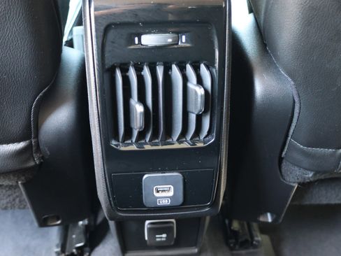 Used 2022 Jeep Compass Limited AWD/4WD image 17