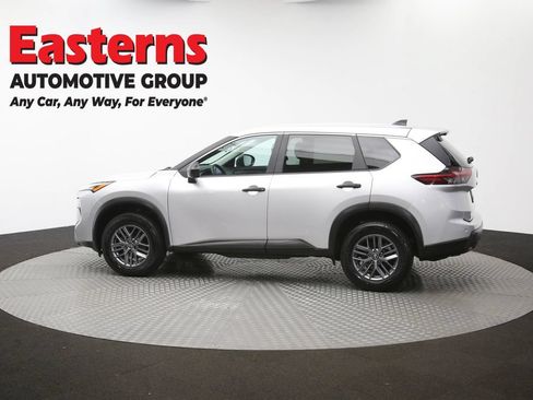 Used 2024 Nissan Rogue S AWD/4WD image 61