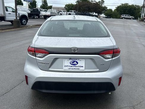 Used 2024 Toyota Corolla LE FWD image 5