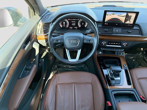 Certified 2022 Audi Q5 2.0T Premium Plus w/ Premium Plus Package image 16