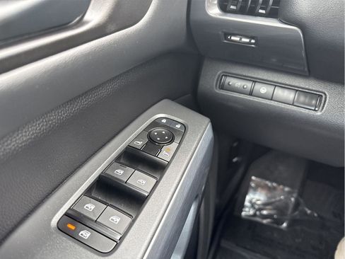 Used 2024 Nissan Pathfinder Rock Creek AWD/4WD image 12