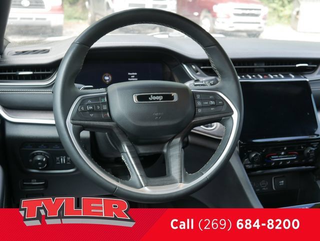 Used 2024 Jeep Grand Cherokee Limited 4xe AWD/4WD image 40