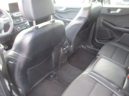 Used 2024 Ford Escape ST-Line FWD image 12