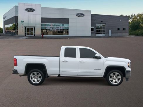Used 2018 GMC Sierra 1500 SLE w/ SLE Value Package image 12