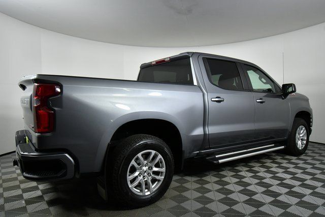 Used 2021 Chevrolet Silverado 1500 RST w/ Z71 Off-Road Package AWD/4WD image 10