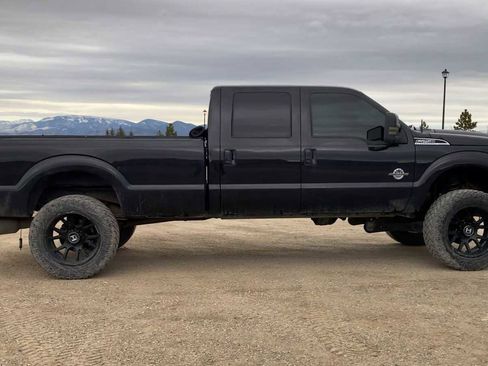 Used 2015 Ford F250 Lariat w/ Lariat Interior Package image 9