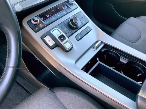 Used 2022 Hyundai Palisade SEL w/ Convenience Package image 16