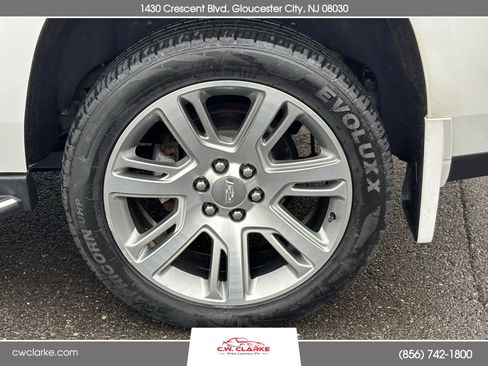 Used 2017 Cadillac Escalade Premium Luxury image 32