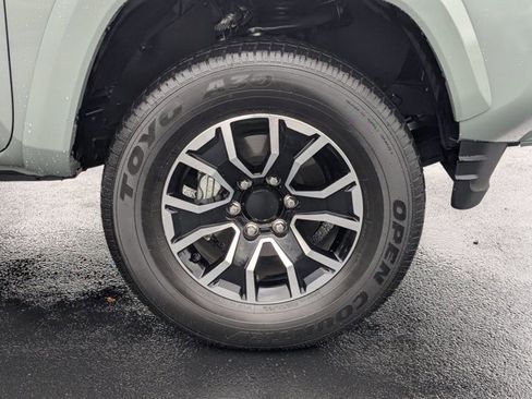 Used 2023 Toyota Tacoma TRD Sport image 21