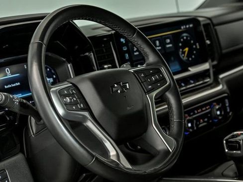 Used 2023 Chevrolet Silverado 1500 RST w/ Z71 Off-Road Package image 13