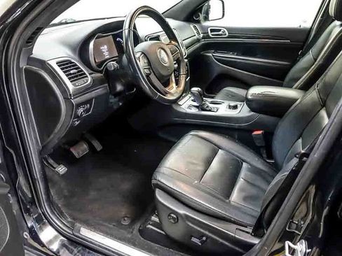 Used 2020 Jeep Grand Cherokee Limited AWD/4WD image 10