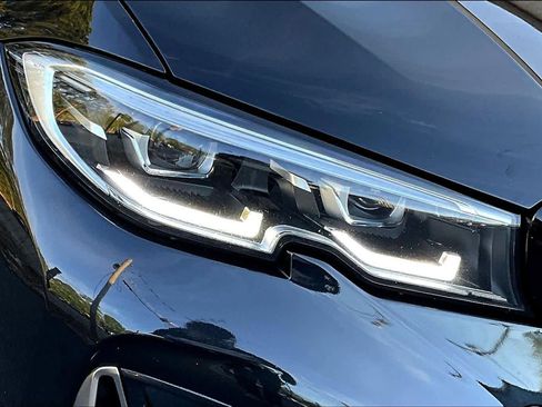 Used 2020 BMW M340i w/ Premium Package image 28