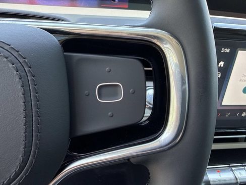 New 2026 Lincoln Nautilus Premier AWD/4WD image 30