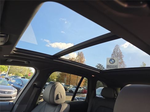 Used 2024 BMW X5 sDrive40i w/ Parking Assistance Package image 25